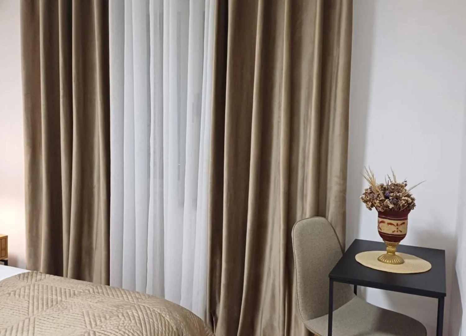 Regis Apartment Tirana 0*,  Albania